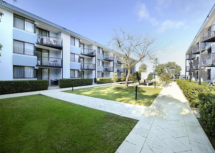 Melville Oasis